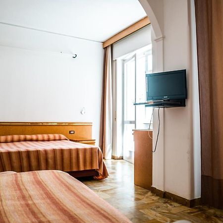 Hotel West End Alassio Zewnętrze zdjęcie