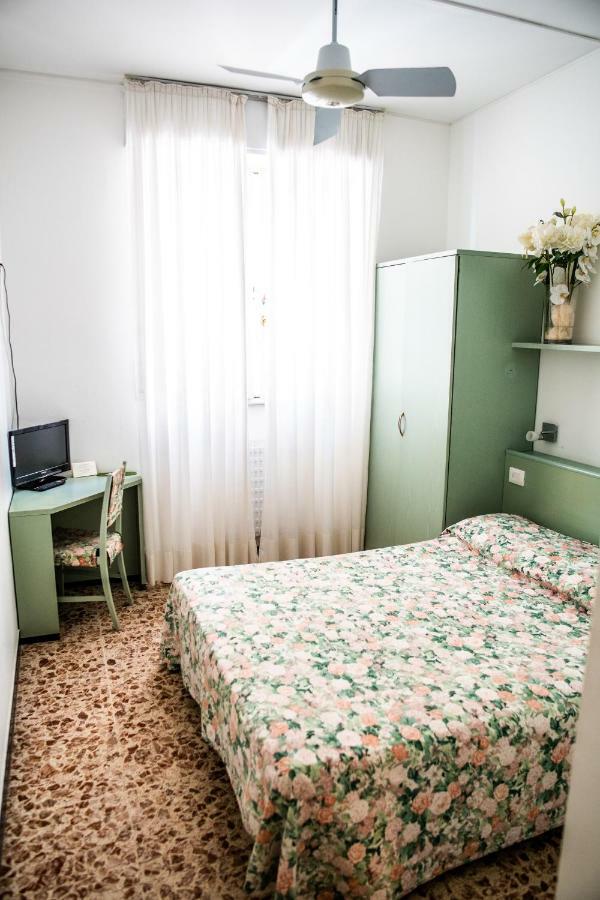 Hotel West End Alassio Zewnętrze zdjęcie