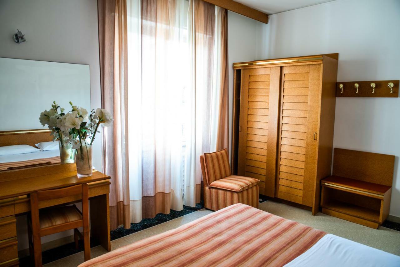 Hotel West End Alassio Zewnętrze zdjęcie