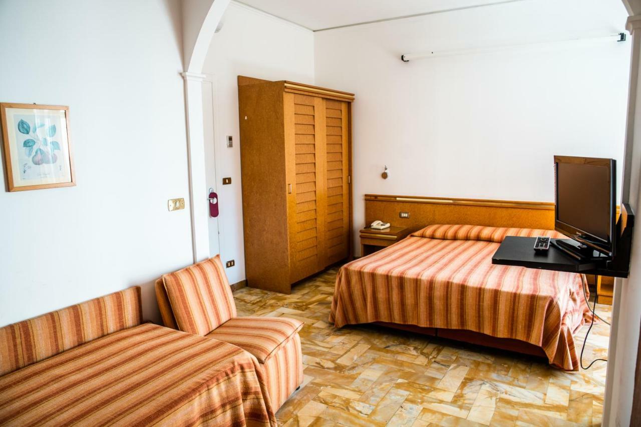 Hotel West End Alassio Zewnętrze zdjęcie