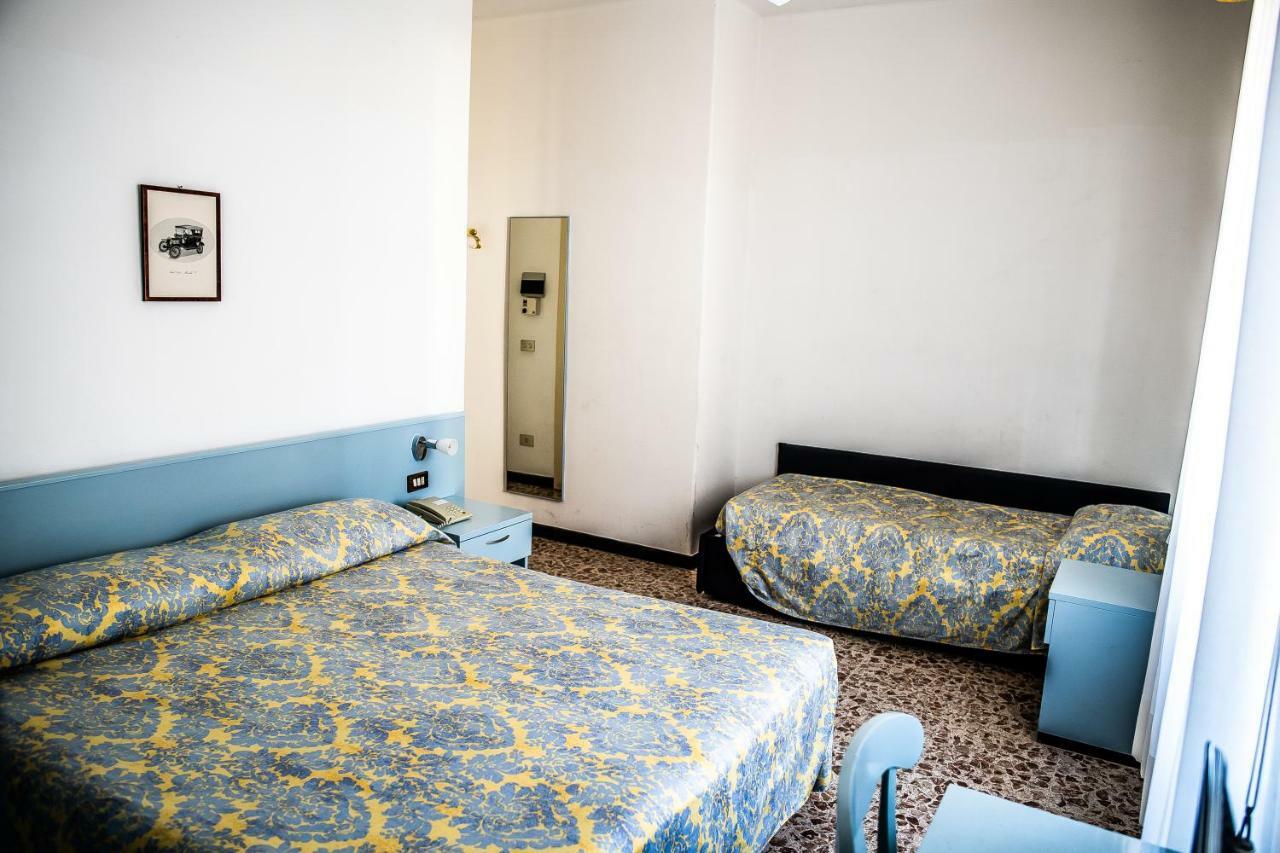 Hotel West End Alassio Zewnętrze zdjęcie