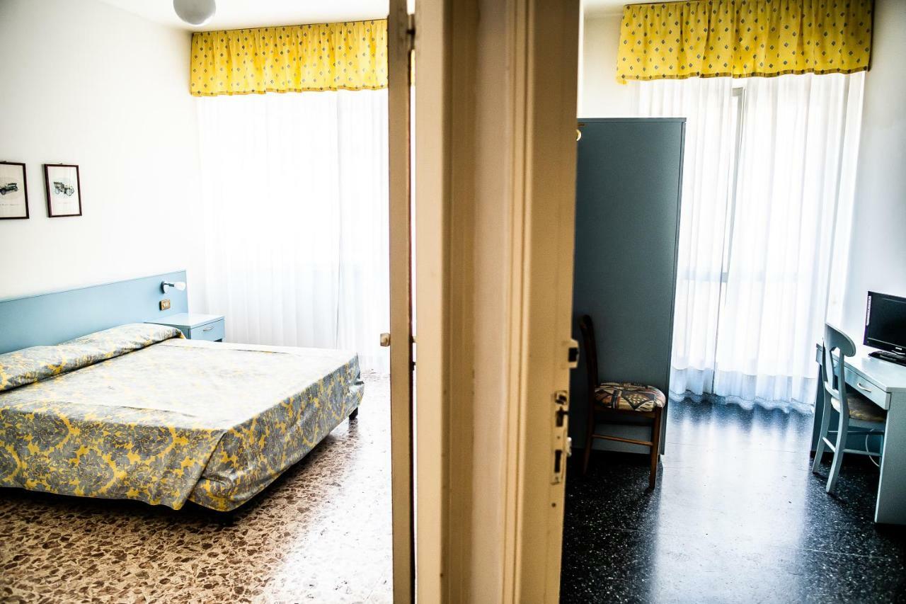 Hotel West End Alassio Zewnętrze zdjęcie